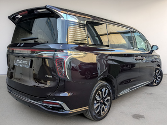 фото Hongqi HQ9 I 2022