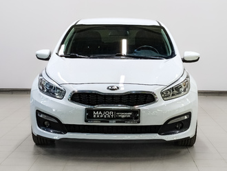 фото Kia Cee`d II 2017
