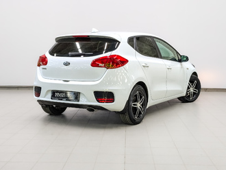 фото Kia Cee`d II 2017