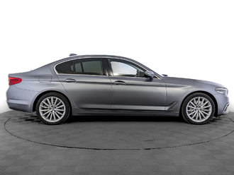фото BMW 5 (G30/F90) 2019