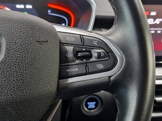 фото Geely Coolray 2022