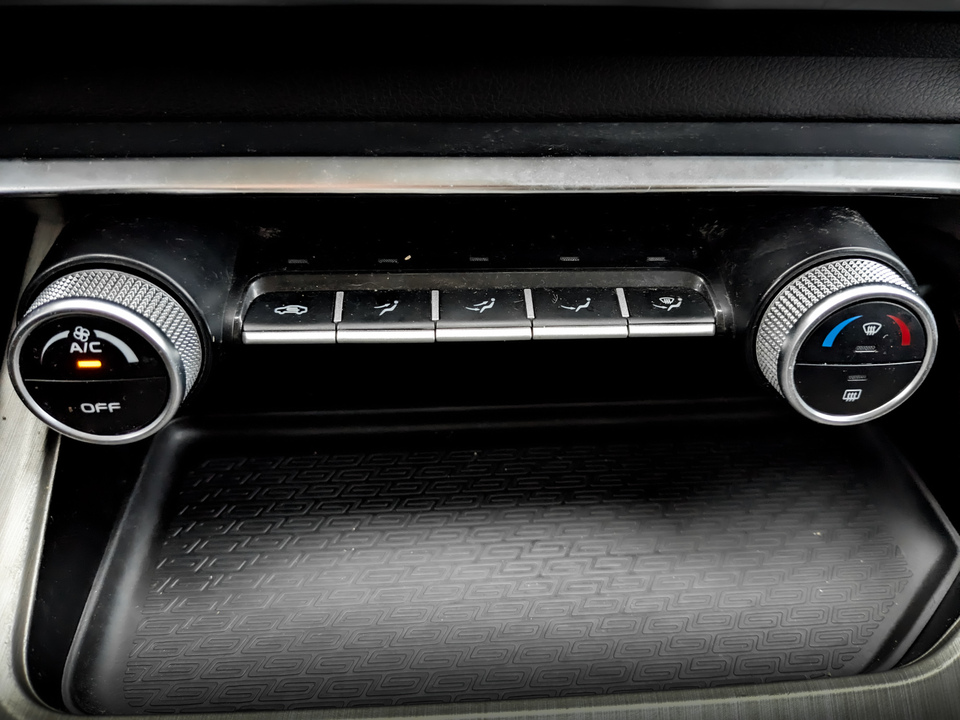 Geely Coolray с пробегом в автосалоне Форис Авто