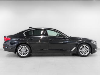 фото BMW 5 (G30/F90) 2020