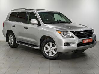 фото Lexus LX III 2008