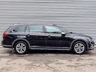 фото Volkswagen Passat B8 2019