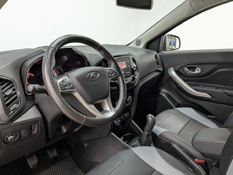 фото Lada XRAY 2021