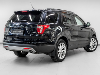 фото Ford Explorer V 2017