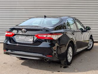 фото Toyota Camry VIII 2020