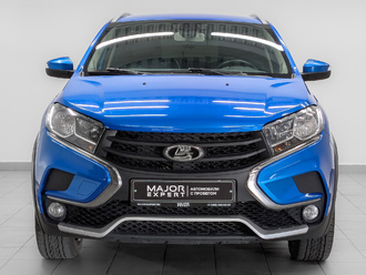 фото Lada XRAY 2020