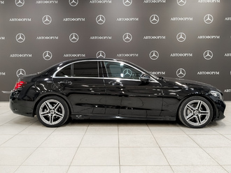 фото Mercedes-Benz C (W/S205) 2019