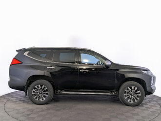 фото Mitsubishi Montero Sport III 2023