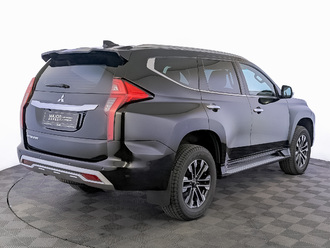 фото Mitsubishi Montero Sport III 2023