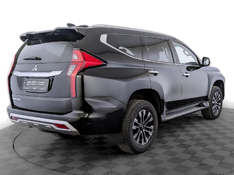 фото Mitsubishi Montero Sport III 2023