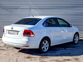 фото Volkswagen Polo Sedan 2015