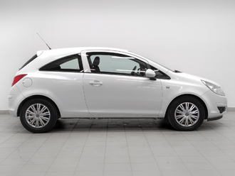 фото Opel Corsa D 2010