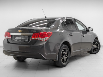 фото Chevrolet Cruze (J300/J305) 2014
