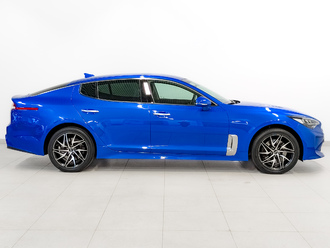 фото Kia Stinger I 2021