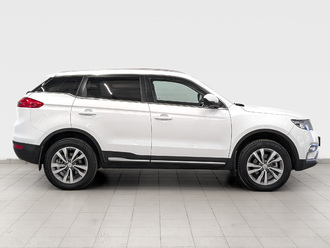 фото Geely Atlas 2020