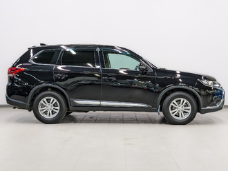 фото Mitsubishi Outlander III 2019