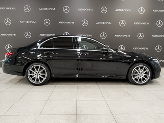 фото Mercedes-Benz E (W/S213) 2021