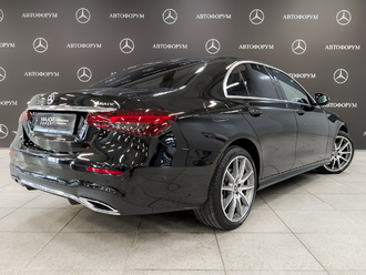 фото Mercedes-Benz E (W/S213) 2021