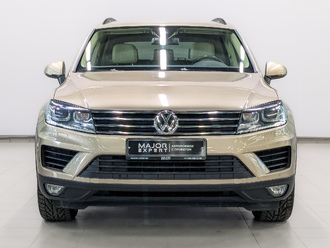 фото Volkswagen Touareg II 2016