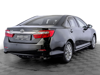 фото Toyota Camry VII 2014