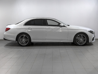 фото Mercedes-Benz E (W/S213) 2020