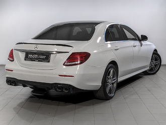фото Mercedes-Benz E (W/S213) 2020