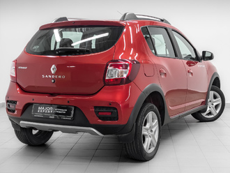 фото Renault Sandero II 2015