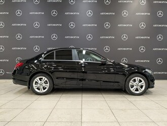 фото Mercedes-Benz C (W/S205) 2019