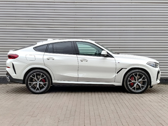 фото BMW X6 (G06) 2022