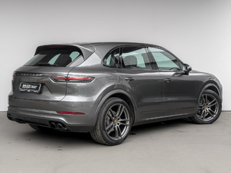 фото Porsche Cayenne III 2021