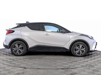 фото Toyota C-HR 2022