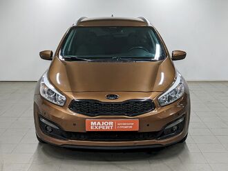 фото Kia Cee`d II 2017
