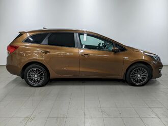 фото Kia Cee`d II 2017