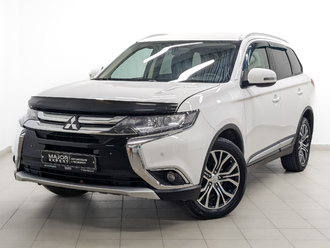 фото Mitsubishi Outlander III 2017