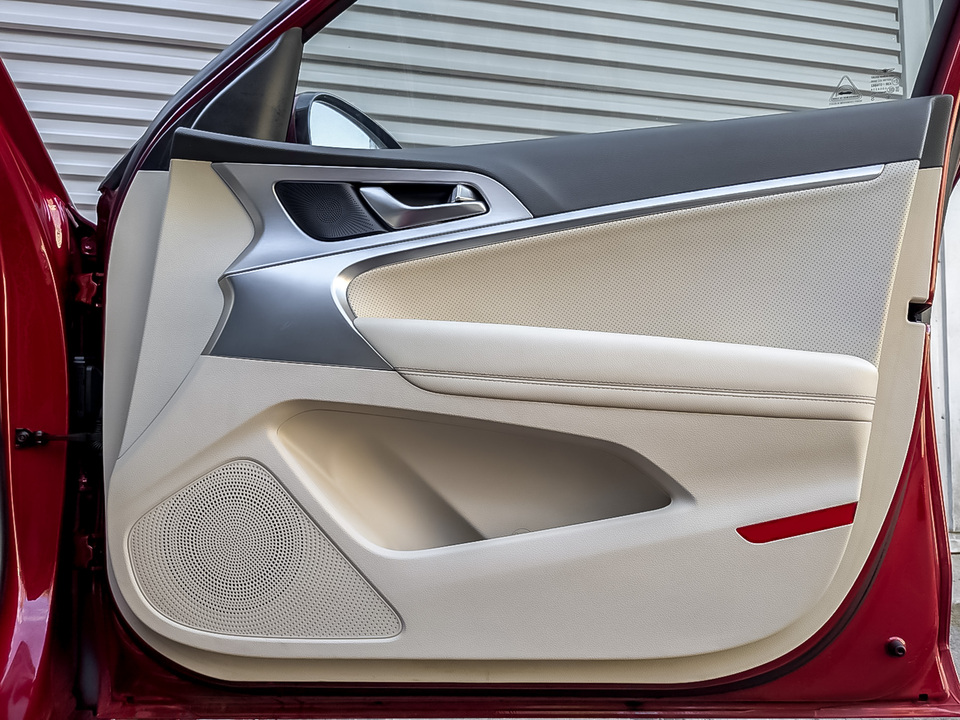 Genesis G70 с пробегом в автосалоне Форис Авто