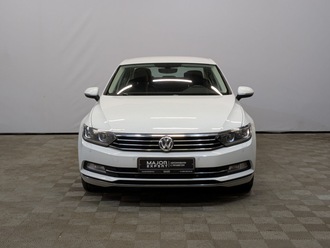 фото Volkswagen Passat B8 2018