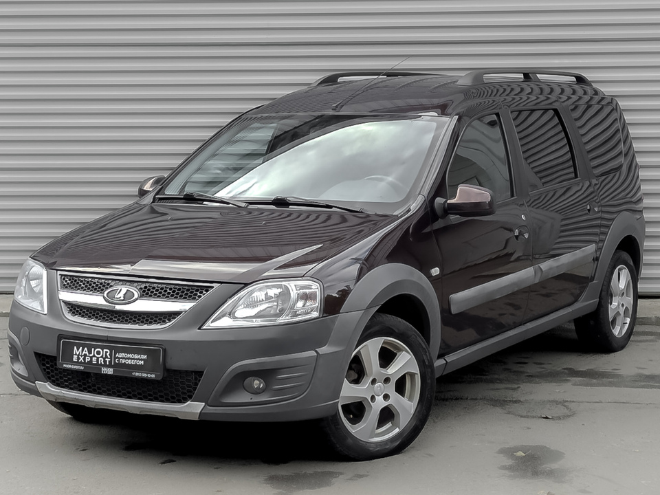 Lada Largus с пробегом в автосалоне Форис Авто