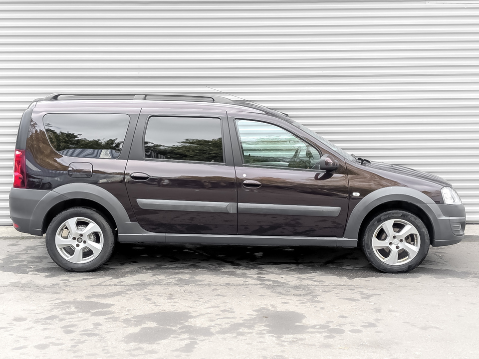 Lada Largus с пробегом в автосалоне Форис Авто