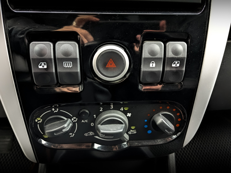 Lada Largus с пробегом в автосалоне Форис Авто