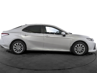 фото Toyota Camry VIII 2021