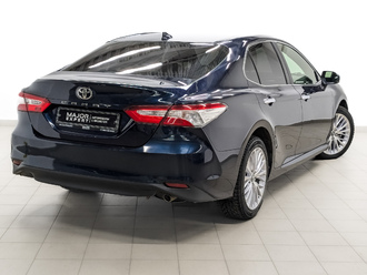 фото Toyota Camry VIII 2019