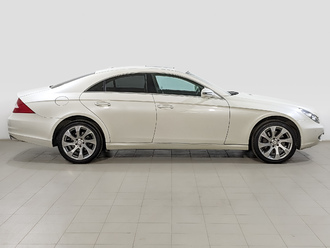фото Mercedes-Benz CLS (C219) 2010
