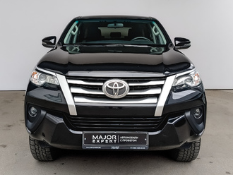 фото Toyota Fortuner II 2018