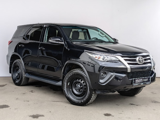 фото Toyota Fortuner II 2018