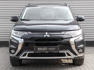 фото Mitsubishi Outlander III 2022
