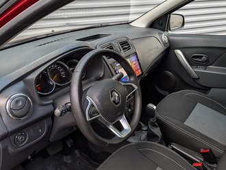 Renault Logan с пробегом в автосалоне Форис Авто