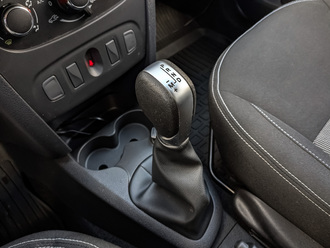 Renault Logan с пробегом в автосалоне Форис Авто